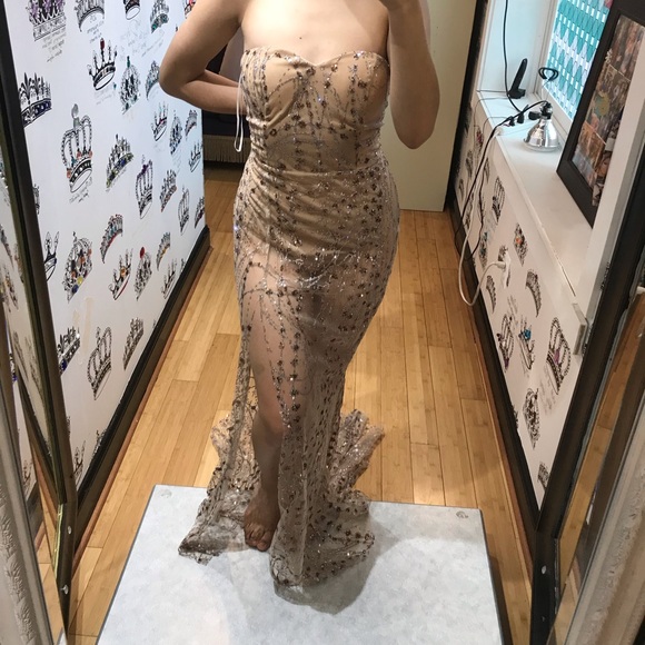 Portia and Scarlet Nude Evening Gown - Picture 1 of 6